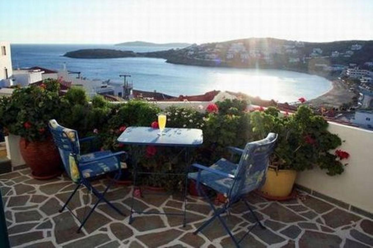 Meltemi Aparthotel Batsíon Exteriör bild