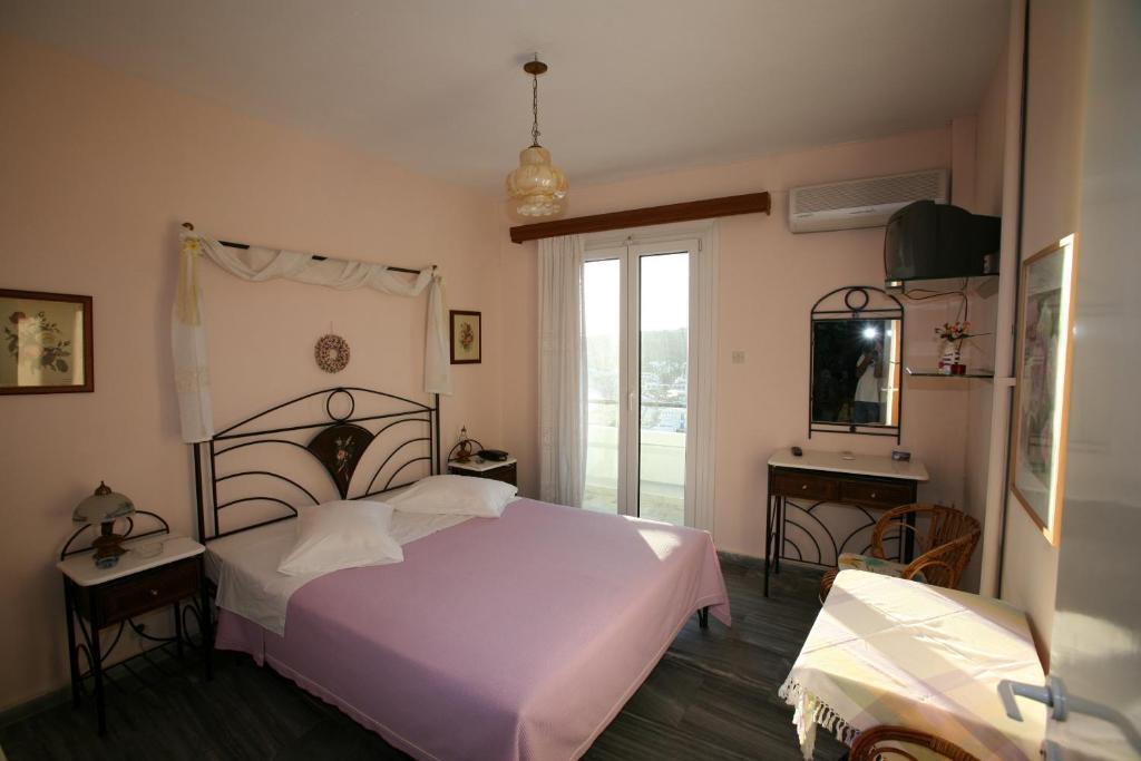 Meltemi Aparthotel Batsíon Rum bild